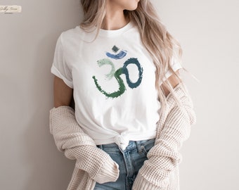 Woman&#39;s om shirt, yoga shirt for woman, spiritual shirt, meditation shirt, yoga gifts, yoga lover shirt, yoga shirt, yoga clothes