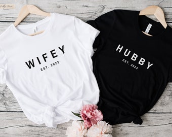 T-shirts pour couples minimalistes assortis, femme et mari, cadeau de mariage pour les couples, chemise femme mari, chemise esthétique JGA pour les mariés, 2023