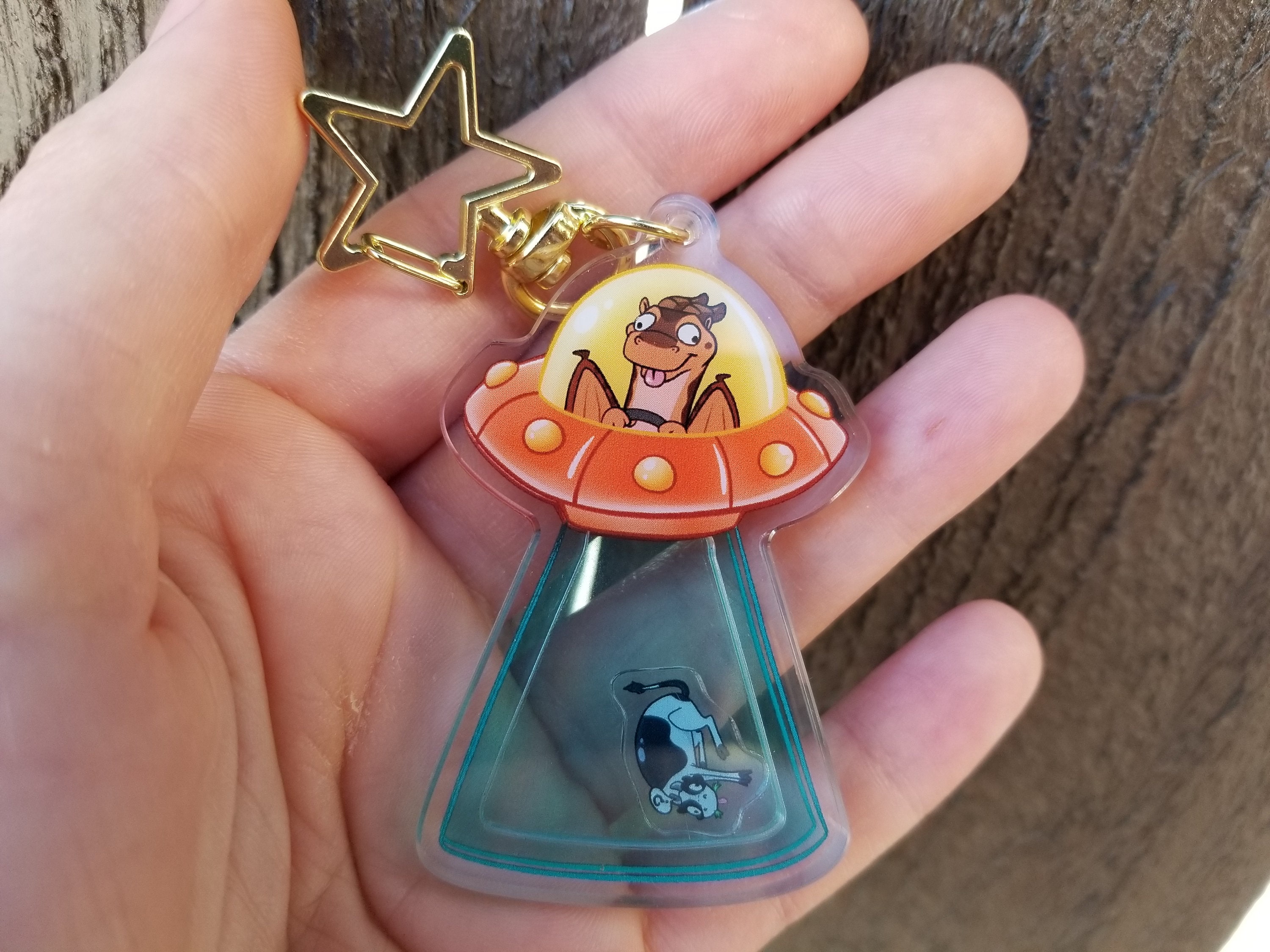 UFO Dragon Shaker Keychain || Wings of Fire || Clay the Mudwing - Etsy