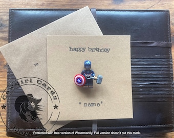 Handstämplat minifigur gratulationskort present personligt grattis på födelsedagen Kapten Amerika superhjälte FRI FRAKT I STORBRITANNIEN