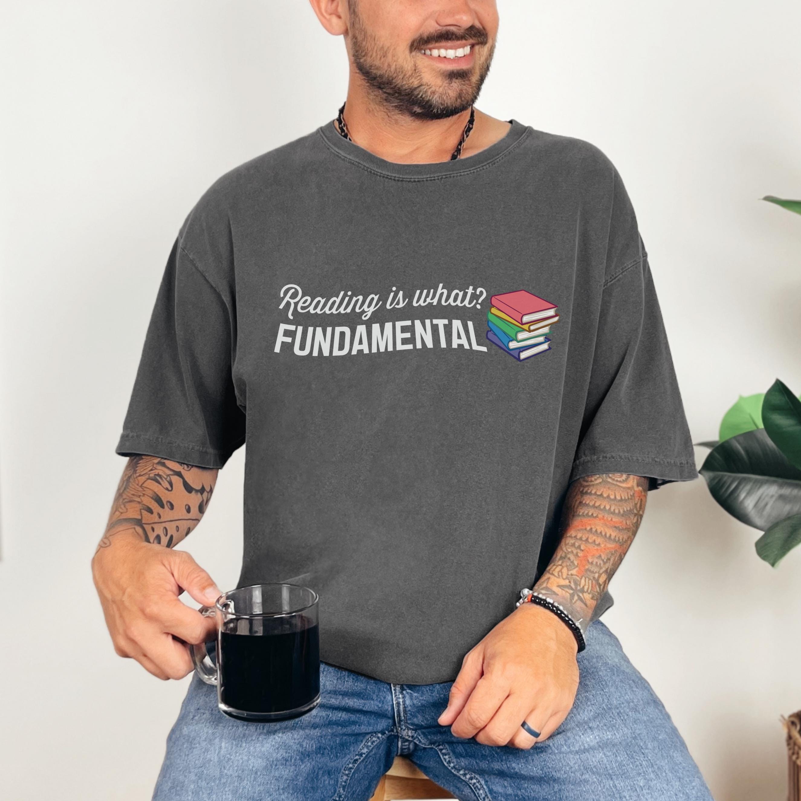 Chemise arc-en-ciel Gay Literary Comfort Colors®, t-shirt Queer Pride pour amoureux des livres pour Rupaul's Drag Race | La lecture est fondamentale T-shirt unisexe