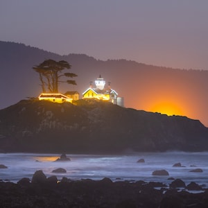 Crescent City Lighthouse, Northern California. Lighthouse Canvas Print Art, 3 Panel Canvas, Ocean Scenery Lighthouse, Lover Picture Print