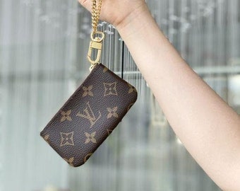 monogram louis vuitton key pouch