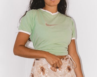 Vintage Pastel Green Nike Embroidered T-shirt - Y2k tee - Slogan Tee- Branded Tee -Fairy core