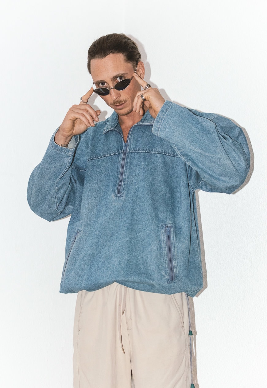 Vintage 80s Faded Rare Lee Valley Denim Pull Over Vintage 80s Faded Rare Lee Valley Denim Pull Over
