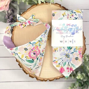 Corbata floral en el pañuelo para mascotas - Cuello para mascotas - Pañuelo para perros - Bandana para gatos