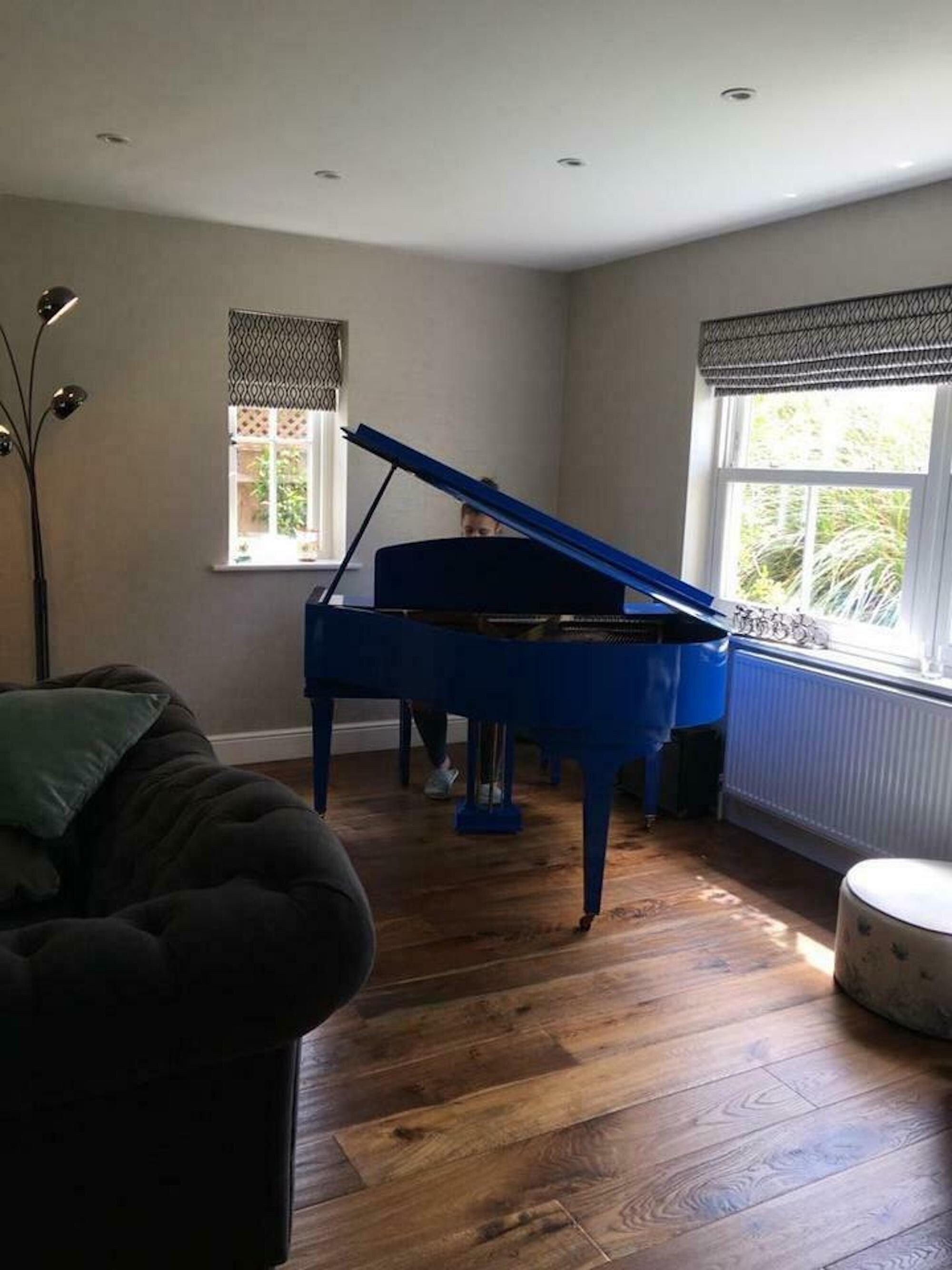 Electric Baby Grand Piano for sale Only 4 left at 70