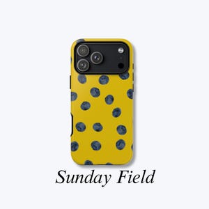 Mörkgult mobilskal med blåbär, fruktmönster, mobilskal med sommarvibbar, stöttåligt skydd - Sunday Field Case