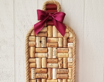 Wine Cork Wall Art, Wine Lover Gift, Mother's Day Gift, Corks Around the World, Man Cave Bar Decor, Trivet, Father's Day Gift, Cork Wreath