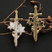 see more listings in the Broches section