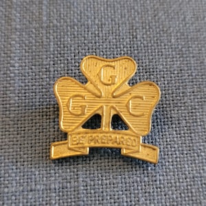 Vintage Girl Guides of Canada Hat Lapel Pin Be Prepared, Collectible Girl Guides. Collectible Pins, Vintage Girl Guides