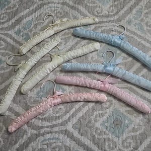 Lot Set of 7 Soft Padded Satin 15&quot; - 16&quot; Vintage Hangers Selling all 7 together-