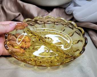 Amber Glass Beautiful Vintage 7" x 5" x 1 1/2" Divided Amber Glass Relish Pickle Serving Dish