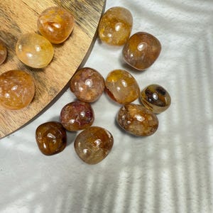 Polished Golden Healer Quartz Tumbled Stone: Crystal Grid DIY