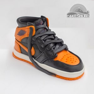 Edible Large size (7 Inches / 17.5cm) Sneakers/Trainer/Shoe Cake Topper - ORANGE