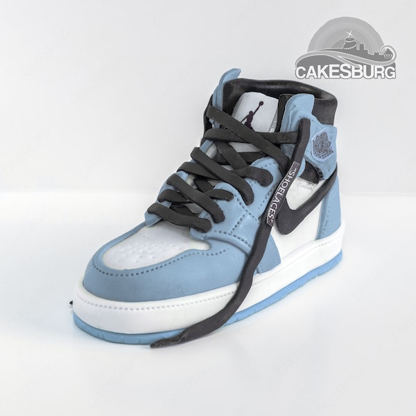 Edible Large size (7 Inches / 17.5cm) Air Jordan Sneakers/Trainer/Shoe Cake Topper - UNIVERSITY BLUE