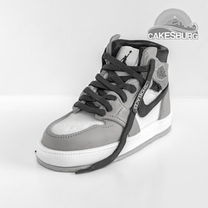 Edible Large size (7 Inches / 17.5cm) Sneakers/Trainer/Shoe Cake Topper - GREY
