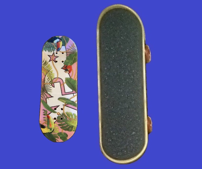 Louis Vuitton Skateboard Deck, Sports Equipment, Other Sports Equipment and  Supplies on Carousell