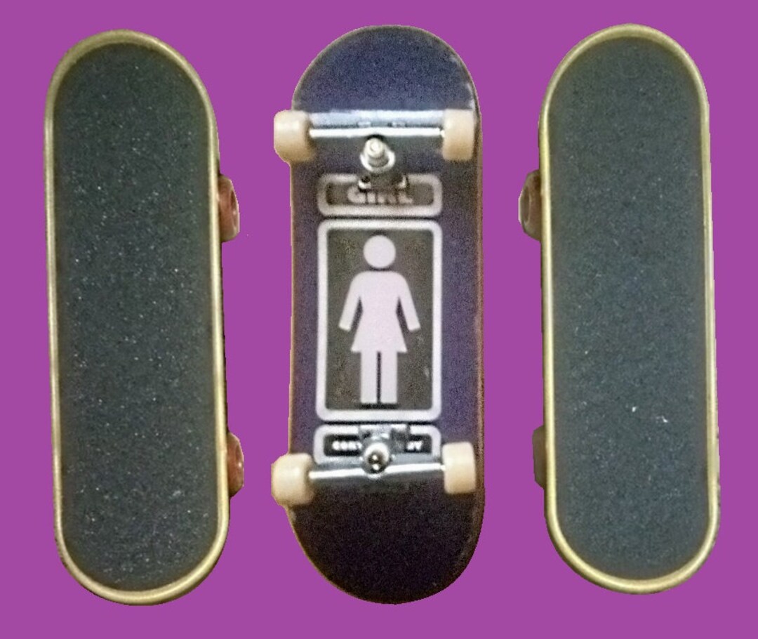 2 Handmade Easyflip Big Finger Skateboard Ultrarare Vintage Corey