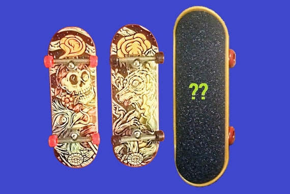 2 Vintage Element-skateboards ZIMBER Pop-art Tech Decks Skull Wolf 1  Easyflip XL Fingerboard 