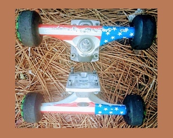 Vintage-RARE KRUX skateboarding trucks USA-Flag Darkstar Wheels