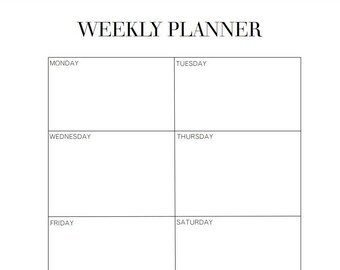 Può includere: Un planner settimanale con una griglia vuota per ogni giorno della settimana: lunedì, martedì, mercoledì, giovedì, venerdì, sabato e domenica. Il planner ha anche una sezione note.