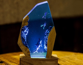 Lámpara de noche de ballena y buceador, lámparas de noche de madera y resina epoxi con forma de ballena, madera y resina epoxi, lámpara de mesa de resina epoxi, regalo de cumpleaños, regalo para papá.