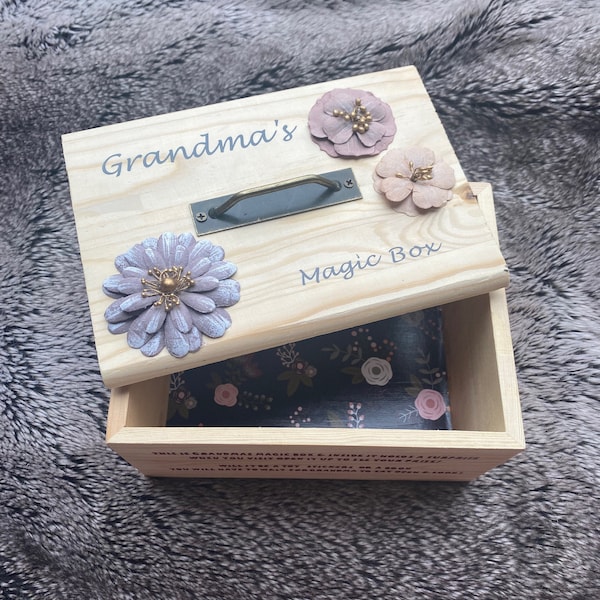 Grandma’s Magic Box | Mothers Day Gift | Gift for Grandma | Grandparent’s Gift | Grandma Gifts | New Grandma Gift | Pregnancy Announcement