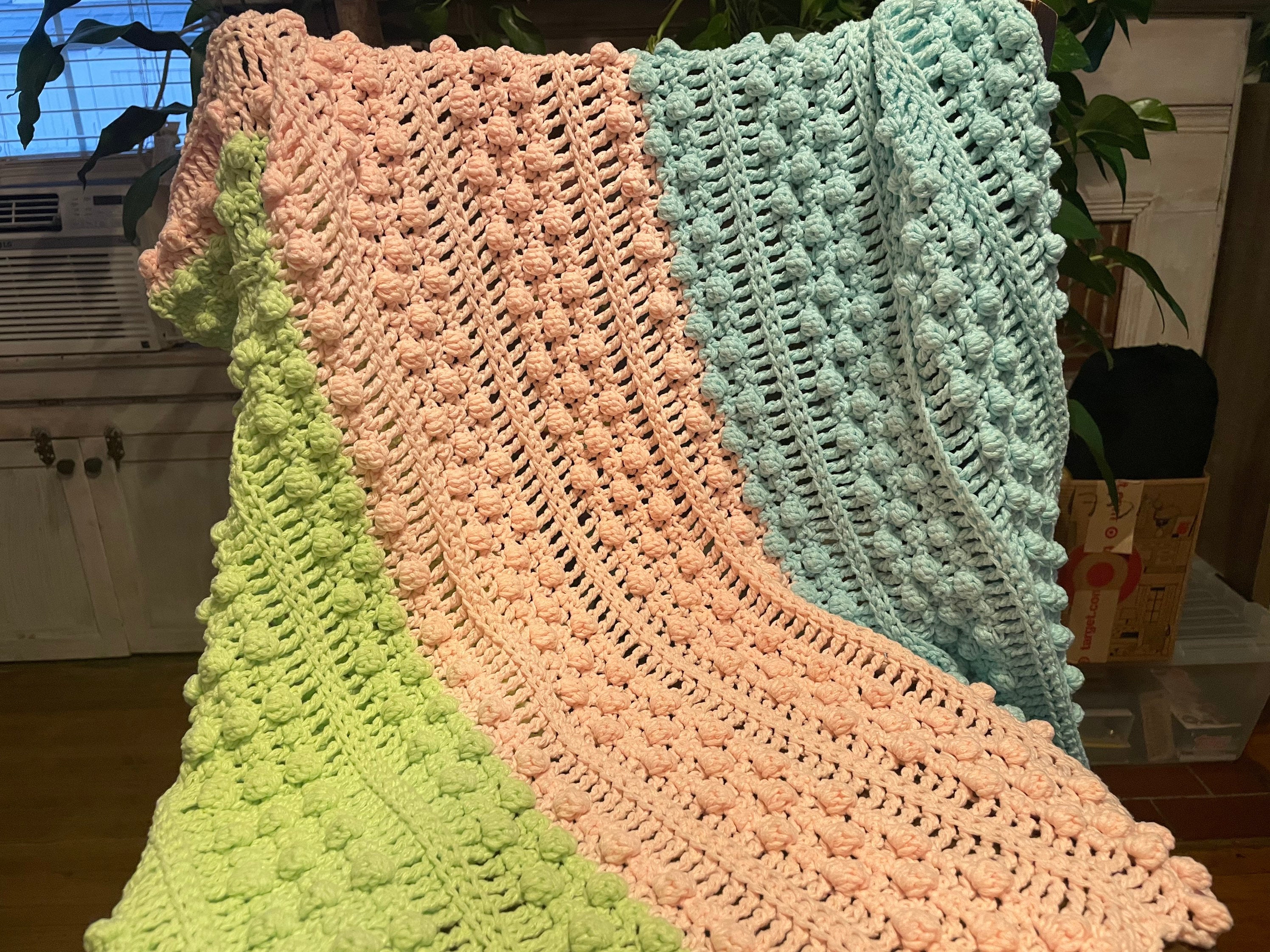Bella Popcorn Knit Blanket