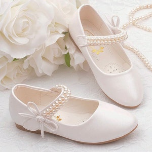 Mädchen weiße flache Blumenmädchen Schuhe Hochzeitstag Braut Blumenmädchen zu sein Bild 1