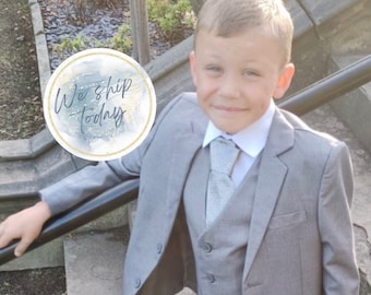 Boys 5 piece light grey suits smart weddings formal all occasions perfect suit page boys wedding guests