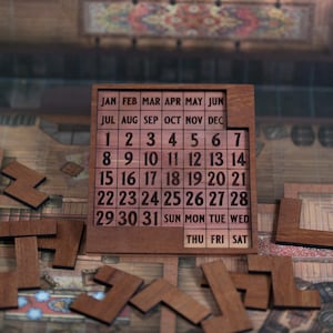 100% Hardwood Daily Calendar Puzzle - 4&quot; x 4.5&quot;