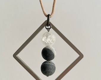 Geometric Pendant Necklace, Grounding Jewelry, Quartz And Agate Necklace, Energy Jewelry, Spiritual Gift, Crystal Necklace, Mindfulness Gift