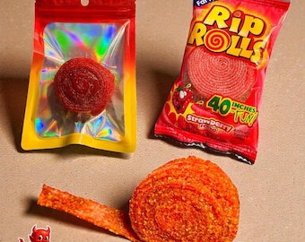 Strawberry Rip Rolls: Chamoyazo Spicy Candy Blend