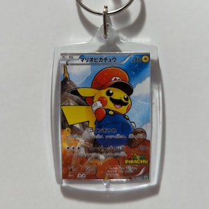 Chaveiro Mini Carta Pokémon Mario Pikachu