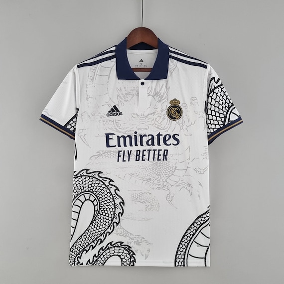steekpenningen nationale vlag Opgewonden zijn Buy Real Madrid DRAGON EDITION Jersey Real Madrid Shirt Retro Online in  India - Etsy