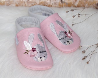 Lederpuschen, Krabbelschuhe, Babyschuhe, Hausschuhe | Hase Boho | bestickt, personalisierbar mit Namen | für Babys und Kinder