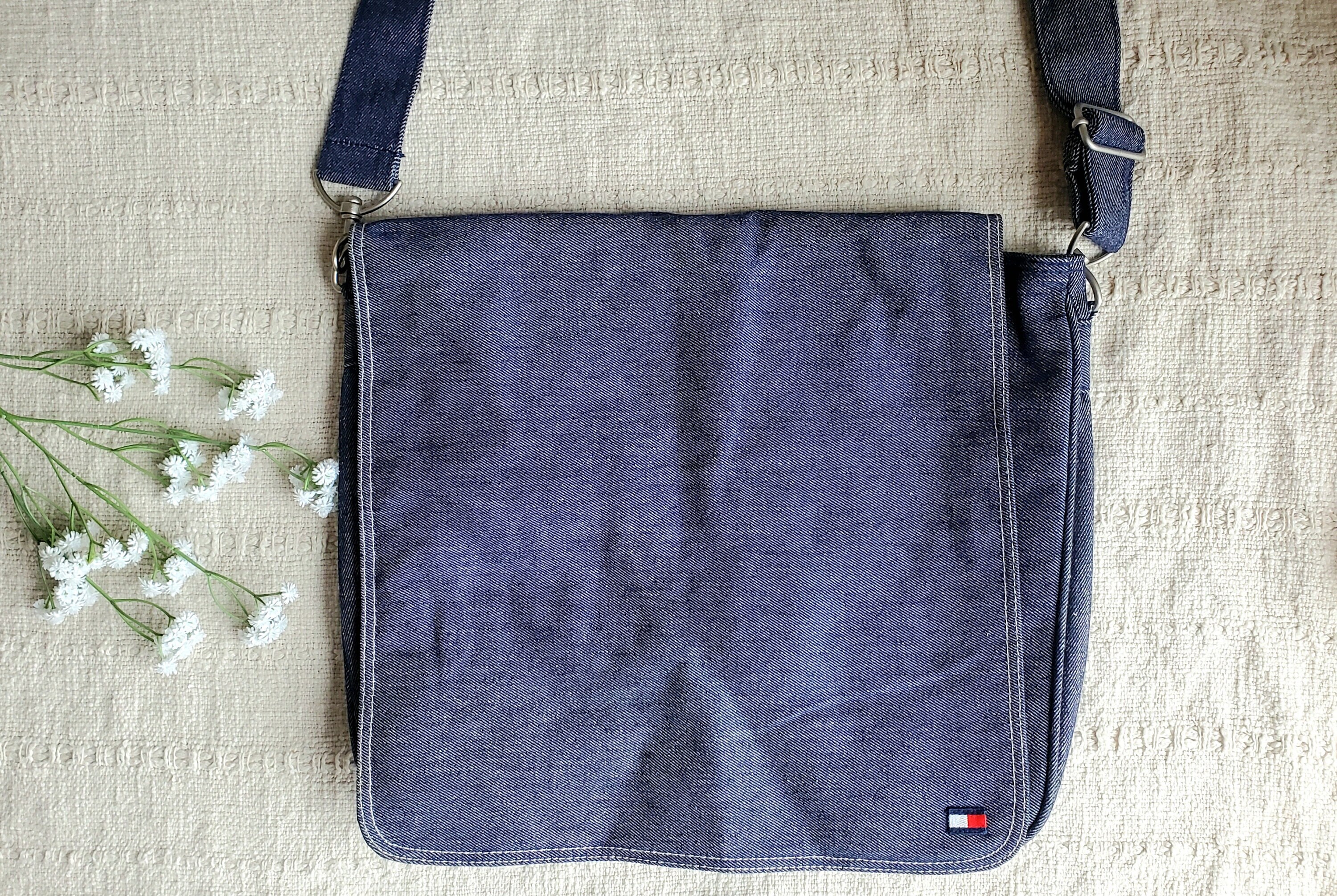 Tommy hilfiger hotsell denim bag