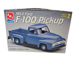 AMT-Vintage -1953 Ford &quot;F-100 Pickup&quot; - 1/25 Scale Model Kit #6487