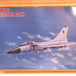 Novo/Lacrado - Kit de Avião a Jato Sukhoi SU-21G FLAGON