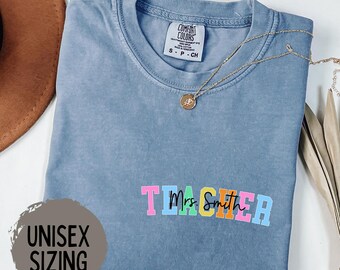 Custom Teacher Shirt, Personalized Teacher Sweatshirt, Teacher Name Crewneck, Teacher Gift, Back to School, Teacher Appreciation, Trendy Tee