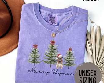 Pug Christmas Shirt, Cute Holiday Pug Tee, Merry Pugmas Sweatshirt, Pug Mom Gift, Dog Lover Christmas Shirt Gift for Pug Dog Mom