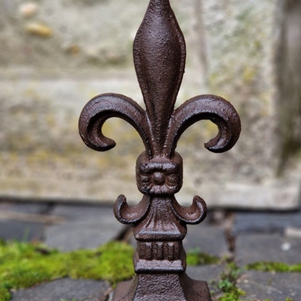 Gusseisen Lilie Fleur de Lis WO-1740