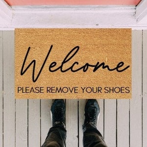 Welcome Please Remove Your Shoes Doormat, Shoes Off Doormat, Personalized Doormat, Welcome Mat, Lose The Shoes, Funny Doormat,Front Door Mat