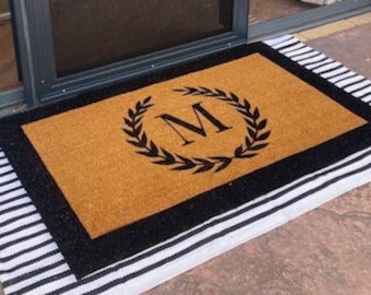 Wreath Doormat, Laurel Doormat, Doormat, Personalised Doormat, Hamptons Doormat, Letter Doormat, Initial Mat, Housewarming Gift, Family Mat