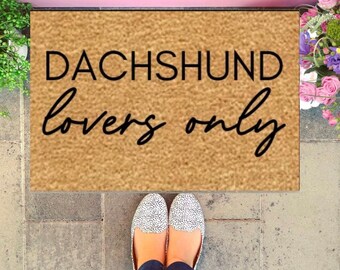 Dachshund Doormat, Dog Doormat, Funny Doormat, Funny Dog Door Mat, Dachshund Lover, Custom Doormat, Gift For Dog Lover, Dog Gift, Door Mat