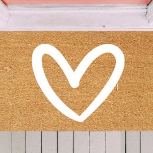 White Heart Doormat, Front Door Mat, Custom Doormat, Entry Decor, Housewarming Gift, Large Doormat, Engagement Gift, Wedding Gift, Doormat