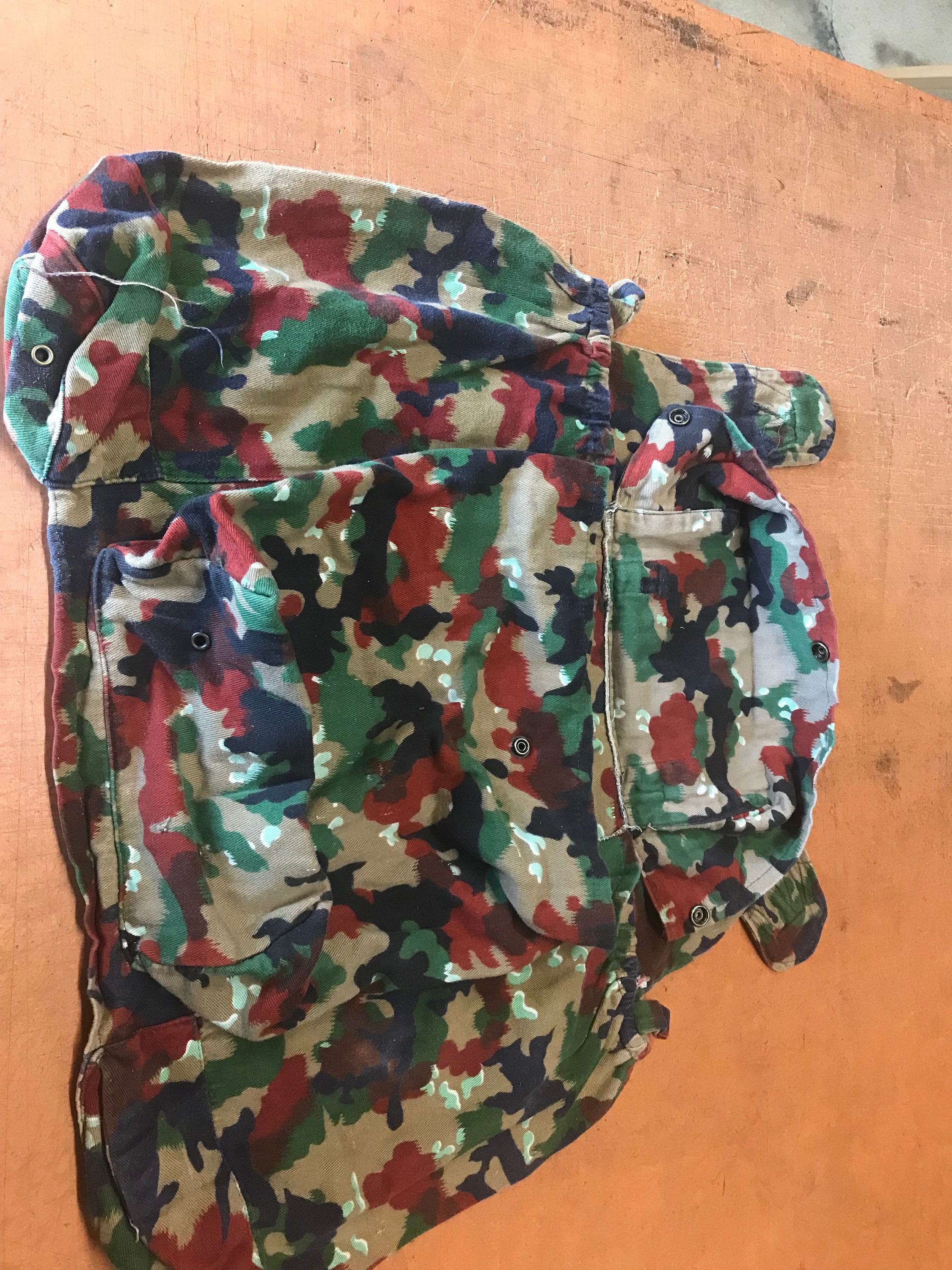 Original Swiss Army M70 Backpack 20L in Alpine Camouflage,military