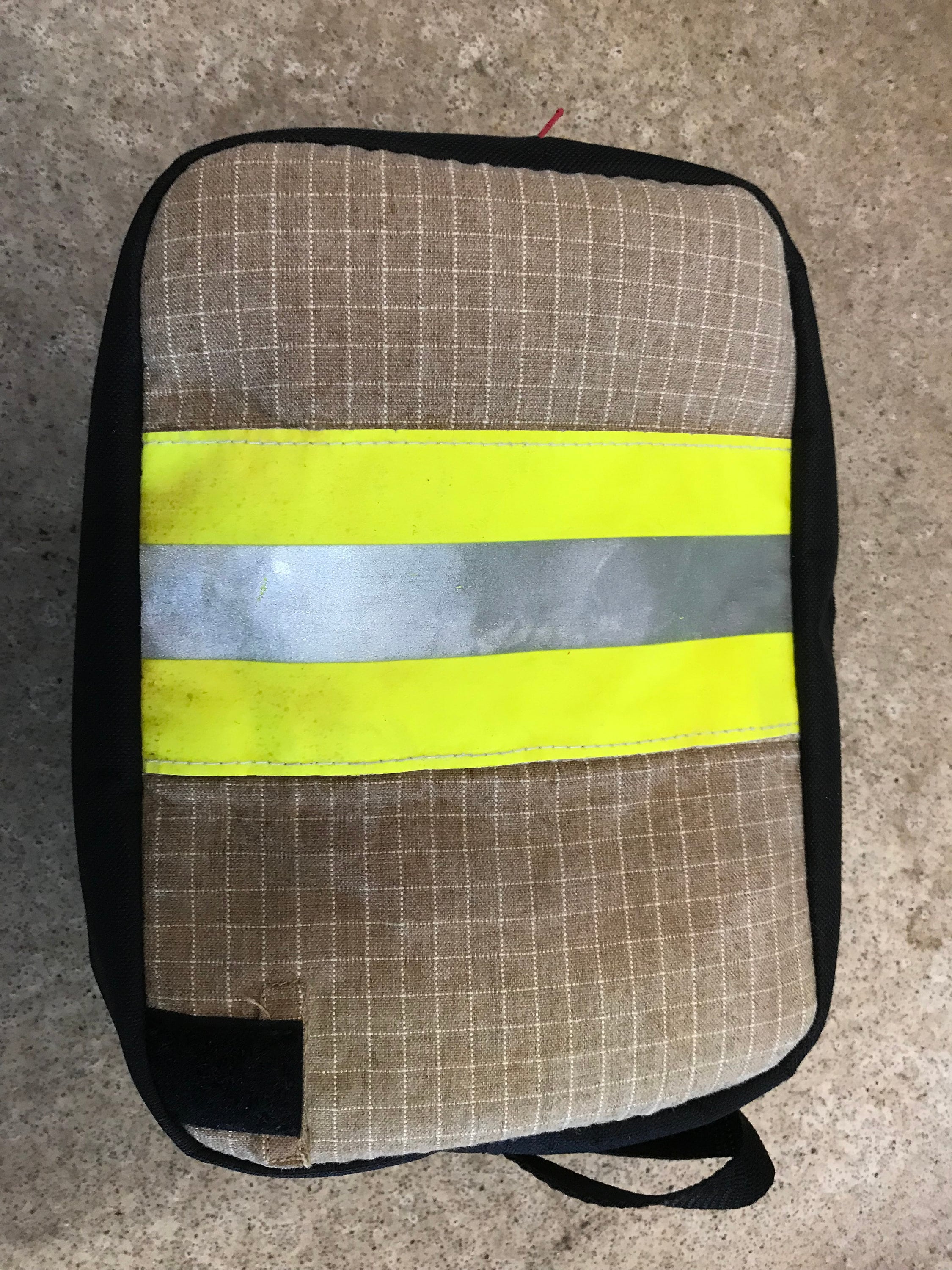 Tee-uu 2651-9005 Waschbeutel Hero Feuerwehr – Kulturbeutel Für Rettungsdienst – Weihnachtsgeschenk Tee-uu 2651-9005 Waschbeutel Hero Feuerwehr – Kulturbeutel Für Rettungsdienst – Weihnachtsgeschenk