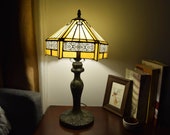 Tiffany Style Handmade Table lamp Bedside Light Desk Stained Glass for Living Room Hexagon Shade